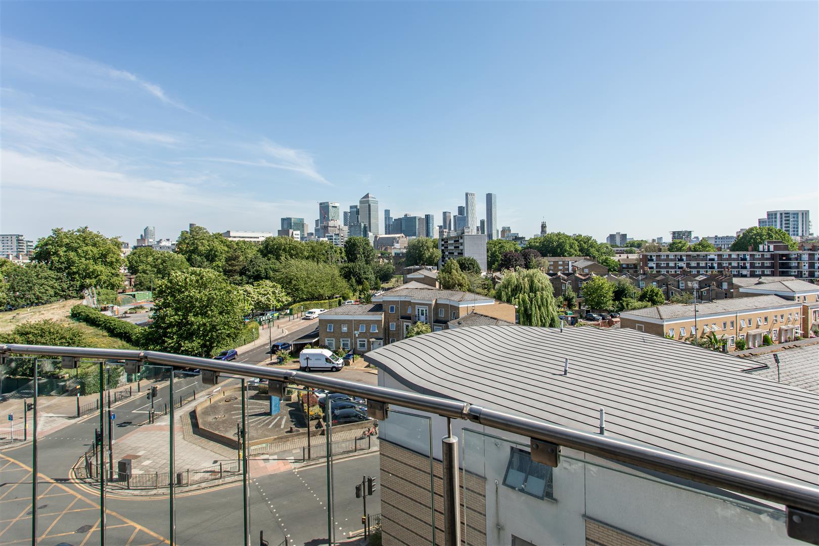 St. Pauls Way, Mile End